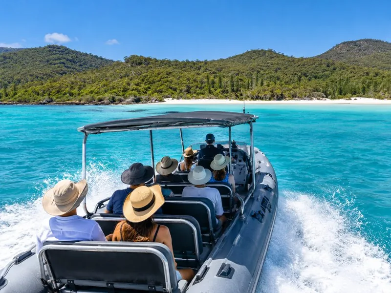 Ocean Rafting: Snorkel, Hill Inlet & Whitehaven